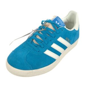 NWOT Adidas originals Gazelle Suede printed Sneakers, Size 5